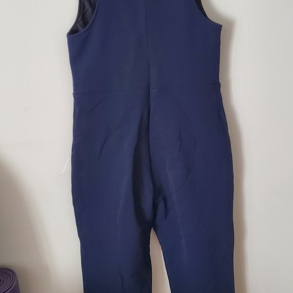 Size 10 Slalom suit - Picture 3 of 5